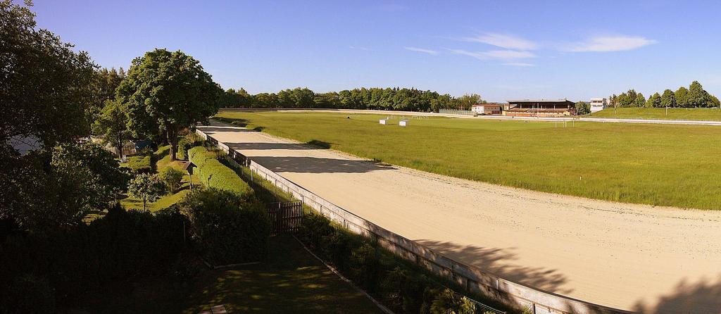 Penzion Speedway Маріанські Лазні Екстер'єр фото